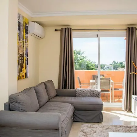 Free One Bedroom Retreat In Elviria *