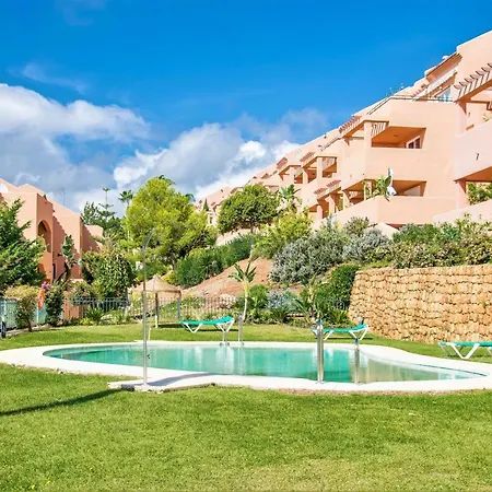 Free One Bedroom Retreat In Elviria * Marbella